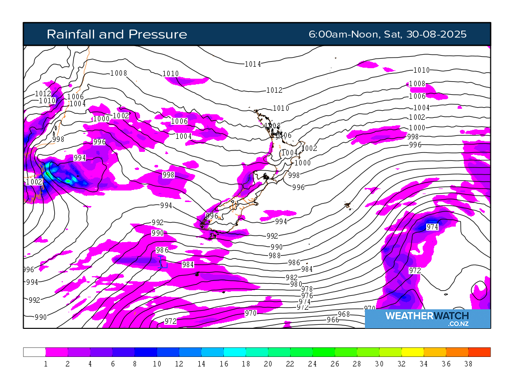 Rainfall and pressure for 6:01am on Sat 30 August 2025