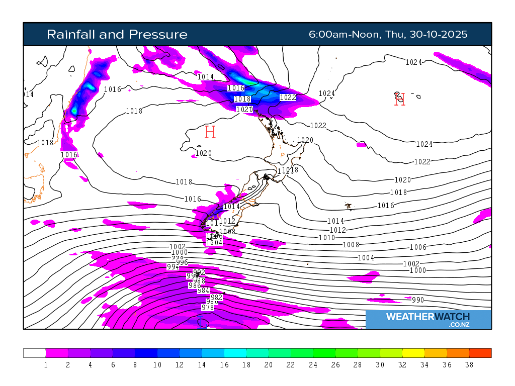 Rainfall and pressure for 7:01am on Thu 30 October 2025