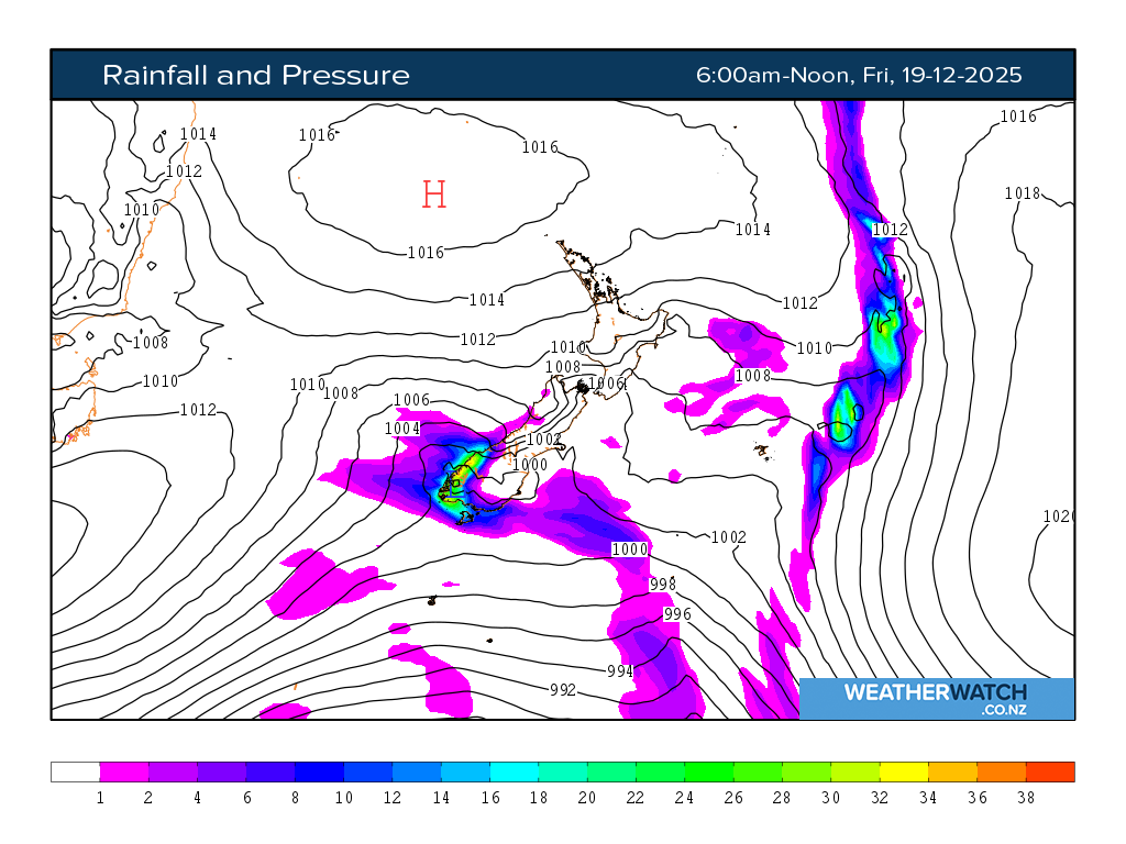 Rainfall and pressure for 7:01am on Fri 19 December 2025