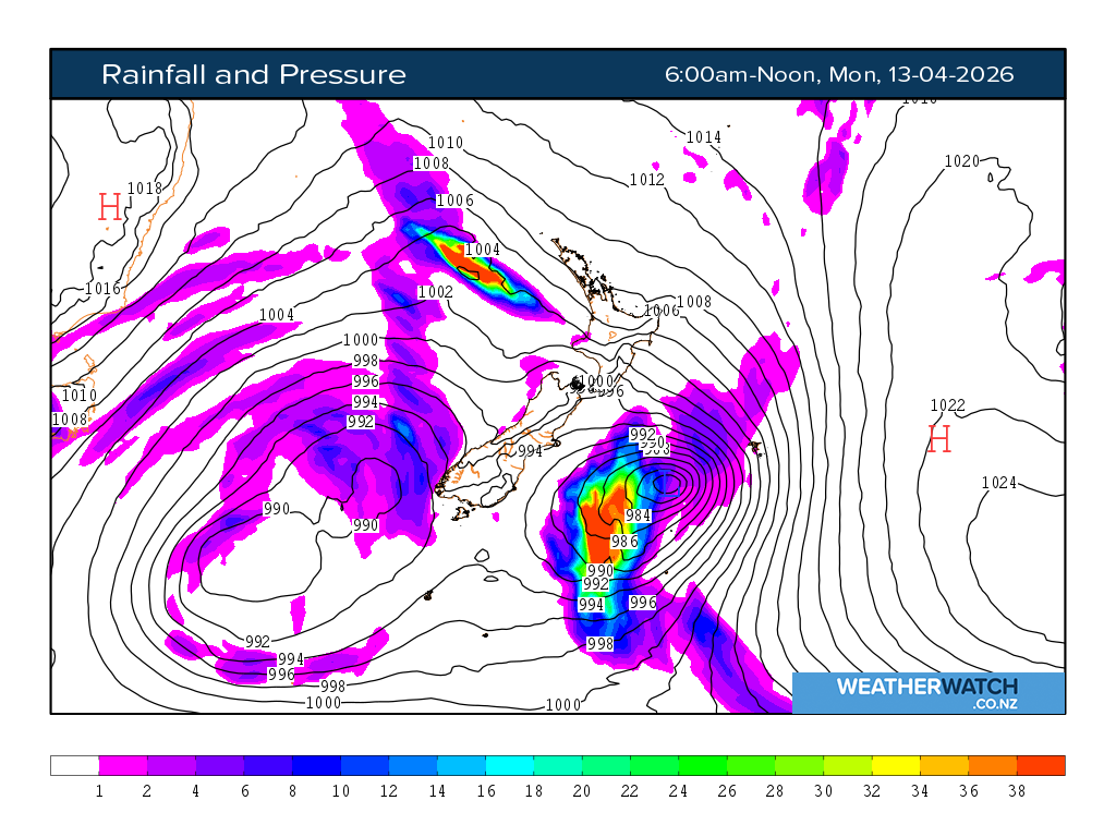 Rainfall and pressure for 6:01am on Mon 13 April 2026