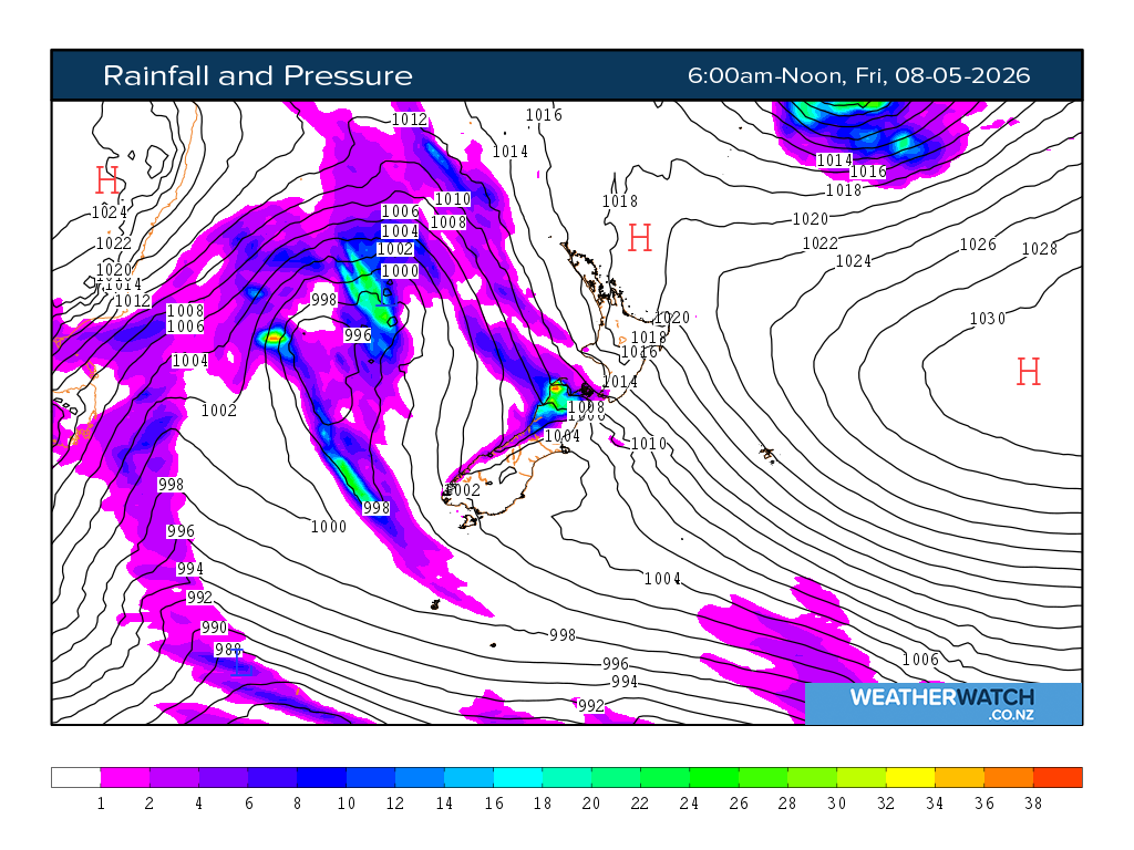 Rainfall and pressure for 6:01am on Fri 8 May 2026