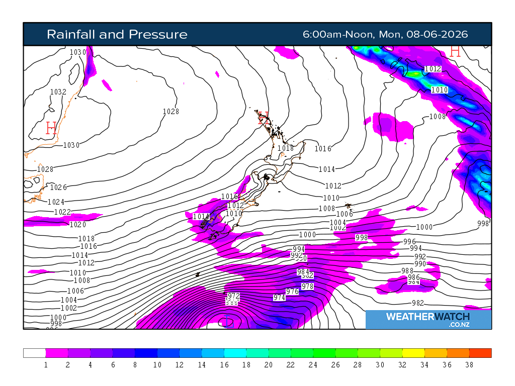 Rainfall and pressure for 6:01am on Mon 8 June 2026