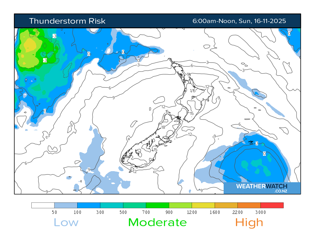 Thunderstorm risk for 7:01am on Sun 16 November 2025