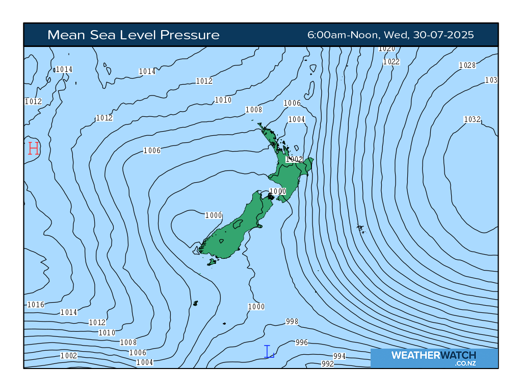 Mean sea level pressure for 6:01am on Wed 30 July 2025