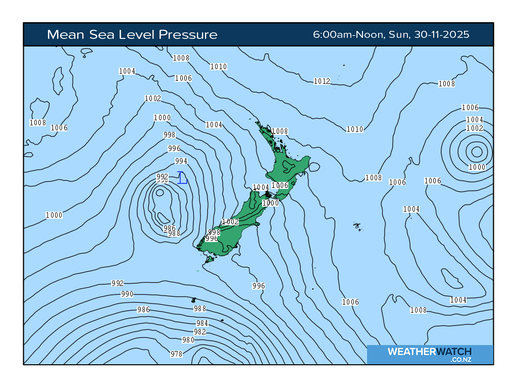 Mean sea level pressure for 7:01am on Sun 30 November 2025